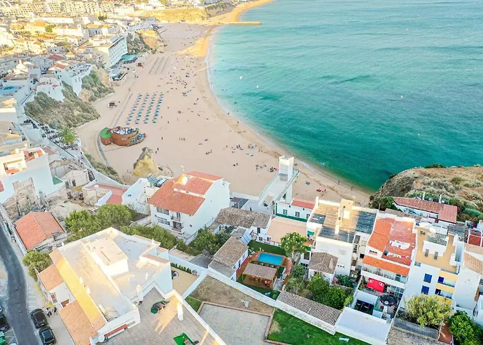 וילה Elevator's House By Atlantic Places אלבופיירה